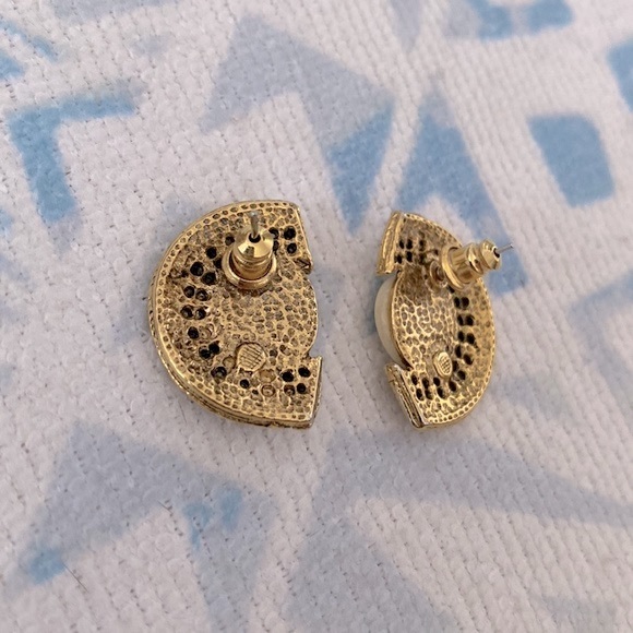 Crescent Earrings - Picture 5 of 7